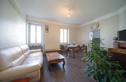 Aureilhan Apartment | LE VIEUX MOULIN