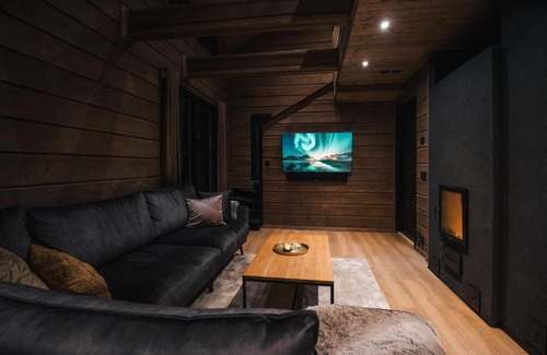 Sirkka Ski Chalet | Le-Villa Black
