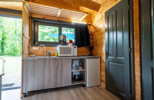 Bar-sur-Aube RV Rental | Le Village de la Champagne - Slowmoov