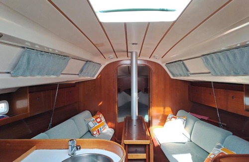 Sainte-Marie-la-Mer Boat Rental | Le voilier du soleil