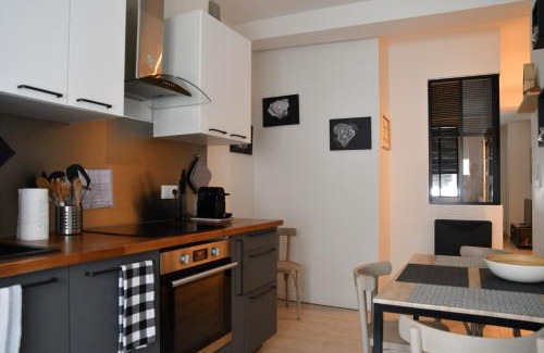Voiron Apartment | Le Yellow Corner Voironnais