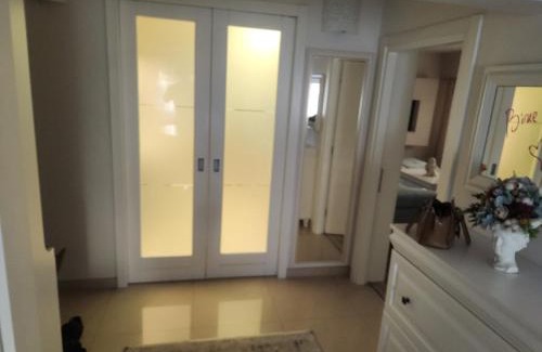 Scheia Apartment | Lea Residence