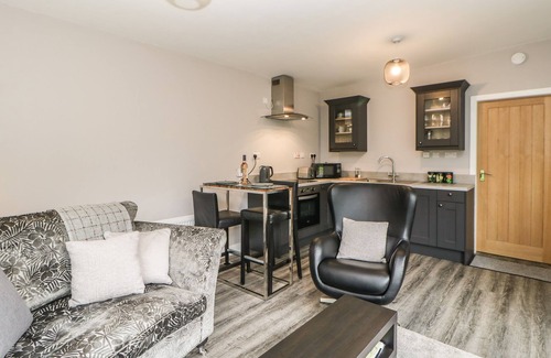 Bishop Auckland Cottage | LEADMILL PIGGERY, pet friendly, with a garden in Barnard Castle