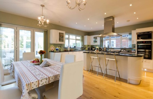 Northwood House | Leafy Suburban Bed & Breakfast