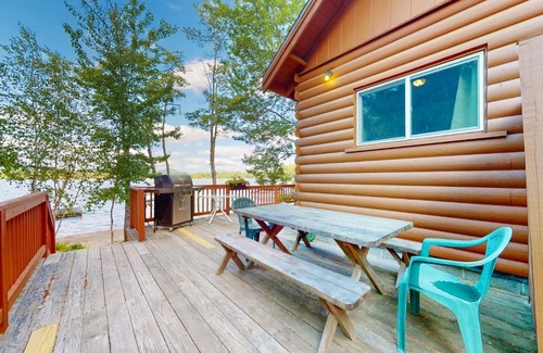 The Bays House | Leavitt Bay Shores