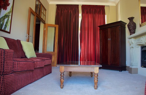 Atoom Cabin | Leeuwenhof Country Lodge & Garden Spa
