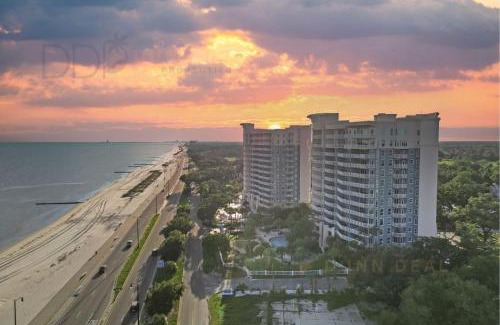 Gulfport House | Legacy Tower Two 1305