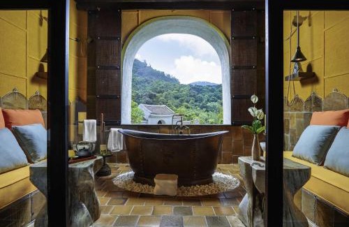 Uong Bi Hotel | Legacy Yen Tu - MGallery