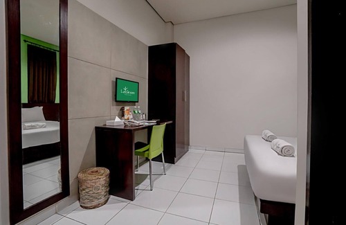 Setiabudi Hotel | LeGreen Suite Setiabudi