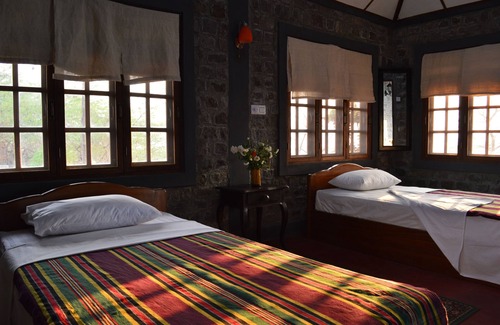 Yenangyaung House | Lei Thar Gone Guest House