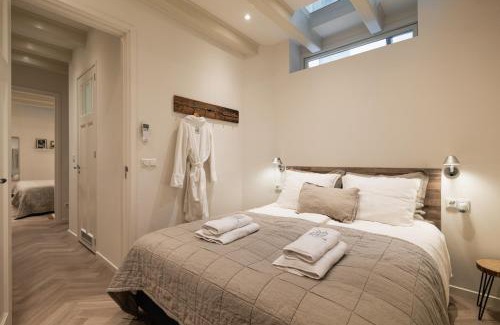 Museum Quarter Bed & Breakfast | Leidse Square 5 star Luxury Apartment