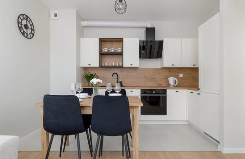 Pradnik Czerwony Apartment | Lema 19 | Bright Apartment | Near Tauron Arena