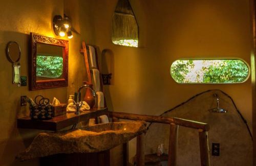 Mabira Cabin | Lemala Wildwaters Lodge