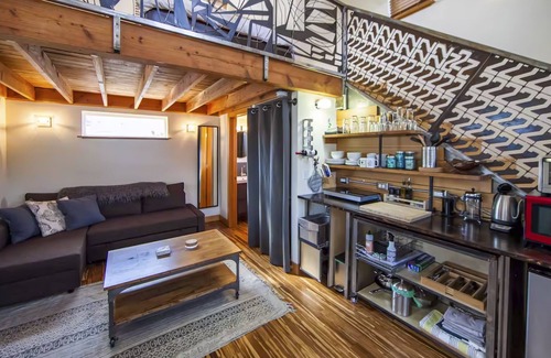 Mississippi District House | Lemon Door Tiny Home in Mississippi District, near downtown & Convention Center