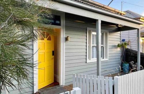 Yarraville House | Lemon Tree Cottage Yarraville Inner City Oasis