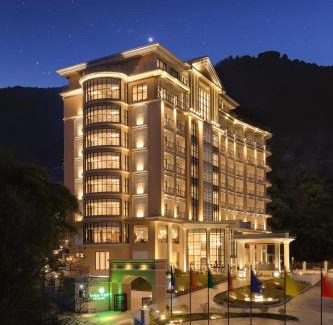 Burhanilkantha Hotel | Lemon Tree Premier Budhanilkantha Kathmandu, Nepal
