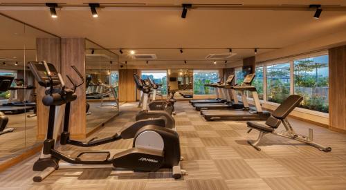 Central Pune Hotel | Lemon Tree Premier City Center Pune