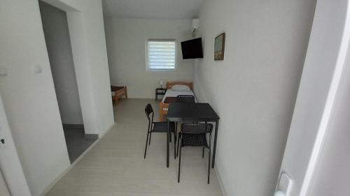 Kladovo Apartment | LENA!
