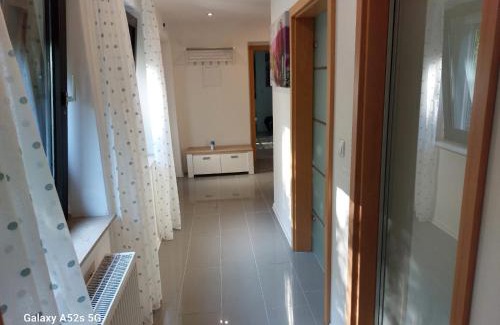 Finnentrop Apartment | Lenne-Blick Ferienwohnung