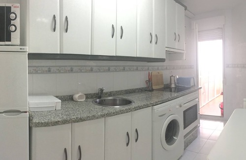 Leon City Centre Apartment | LEON FULL CENTER. MODERN. EXTERIOR. GARAGE