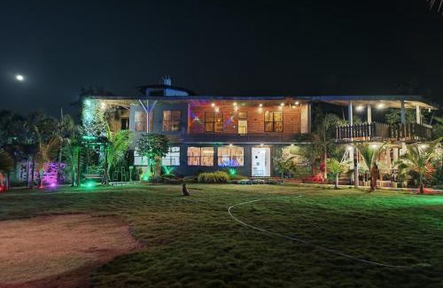 Mhow House | Leopard Farmhouse