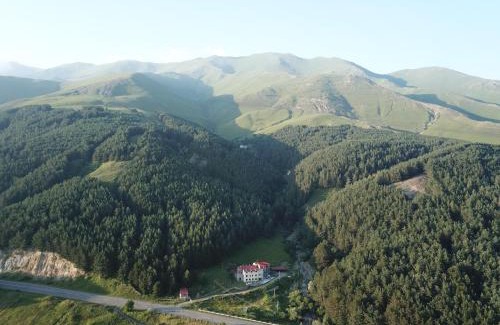 Lermontov House | LerMont Guest House