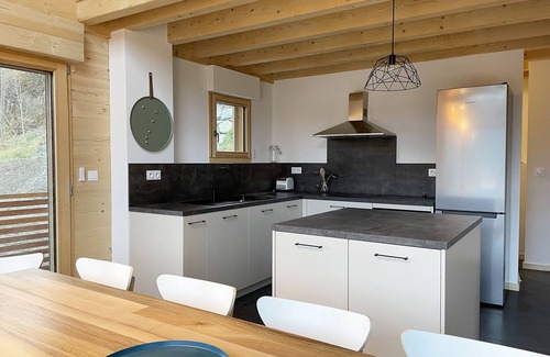 Venosc House | LES 2 ALPES/VENOSC : Le Chalet des Amis ★ 12 pers. ★ Table soccer ★ 5 bedrooms