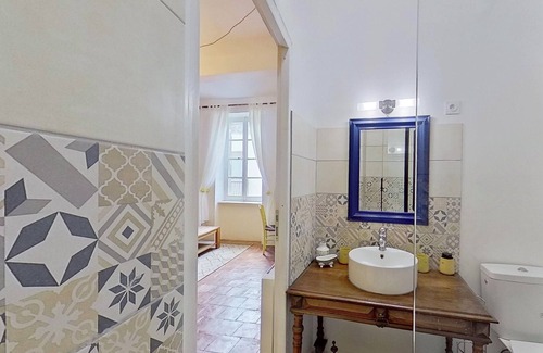 Luc-sur-Orbieu Bed & Breakfast | Les 2 Droles d'Oiseaux