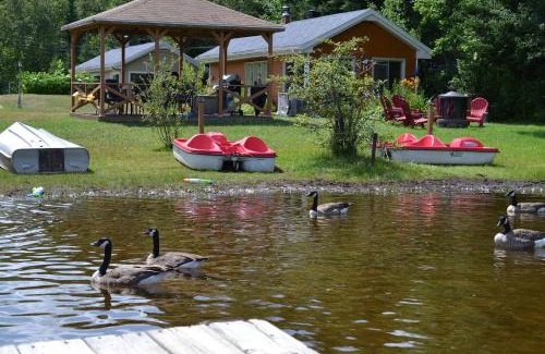 Chute-Saint-Philippe Ski Chalet | Les 4 chalets - Le 609