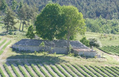 La Rochegiron Bed & Breakfast | Les bois rouges