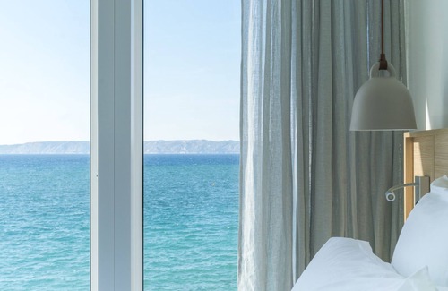 Le Pharo Hotel | Les Bords de Mer - Fontenille Collection