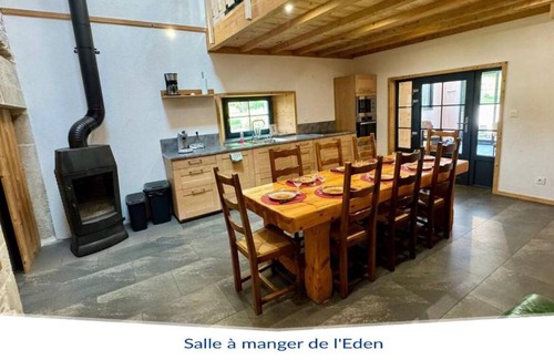 Laviron House | Les Bouloies - 2 gites familiaux l'Eden et les Saules -