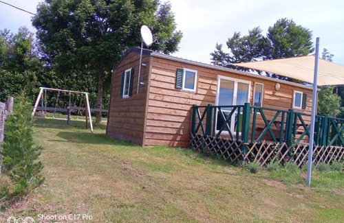Lacombe Ski Chalet | Les chalets de Bes "Le Campagnard "