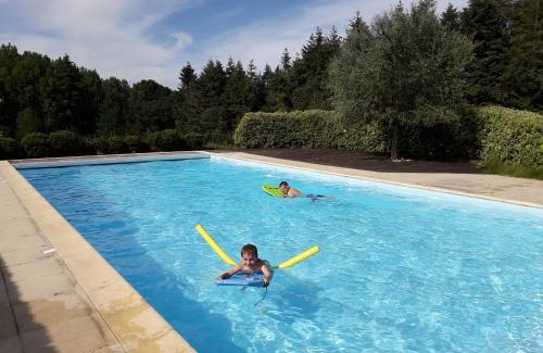 Locoal-Mendon Bed & Breakfast | Les chambres du Manoir de Kerhel