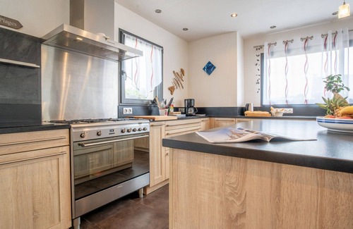 Brignogan-Plage Apartment | Les Chardons Bleus 1 by Interhome