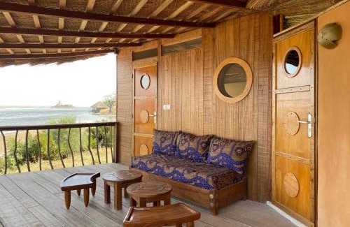 Palmarin Cabin | Les Collines De Niassam