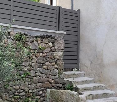Argentat House | " Les copains d'abord "