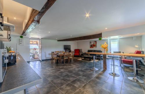 Regny Apartment | Les Coquelicots - A 30 min de Roanne