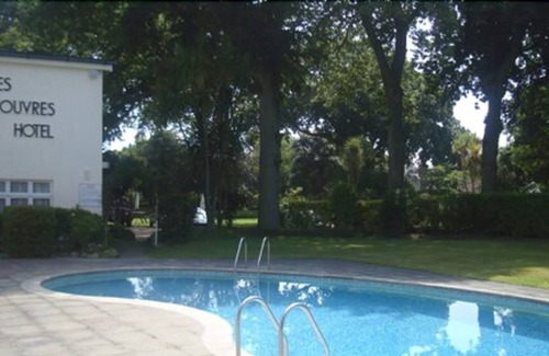 Carmel Hotel | Les Douvres Hotel