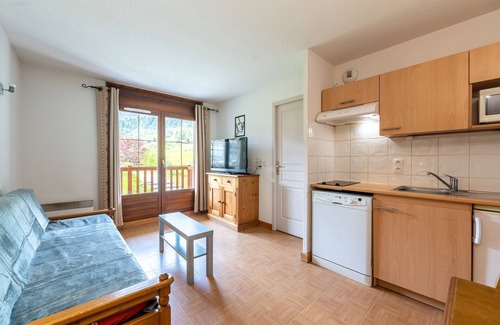 Flumet Apartment | Les Evettes - Appt vue montagne