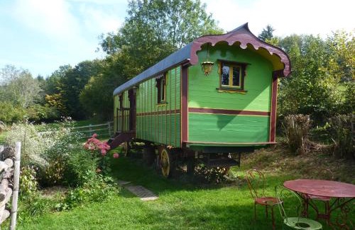 Ouroux Bed & Breakfast | Les Folies de la Serve