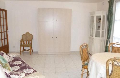 Honfleur Apartment | Les Fontaines Saint Leonard