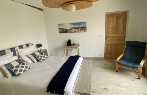 Geay Bed & Breakfast | Les gîtes des Lauriers roses Chambre privée Île d Aix