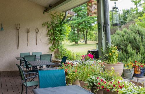 Trept House | Les Galapons