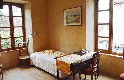 Chataigneraie Cantalienne Bed & Breakfast | Les gites du bourg