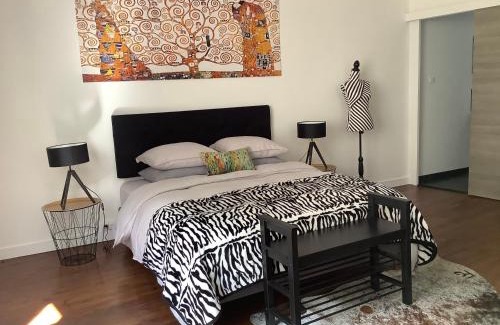 Verteuil-sur-Charente Bed & Breakfast | Les Halles Chambre D'hôtes