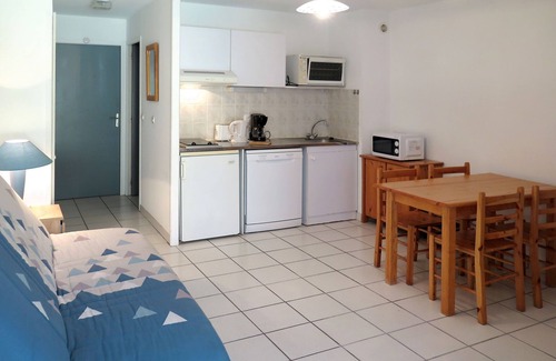 Carcans Plage Apartment | Les Hameaux de l'Océan 22 by Interhome