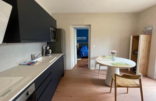 Baden Apartment | Les Hauts de Locmiquel apartment with private heated pool