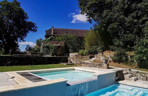 Lunan House | Les Jardins de la Contie