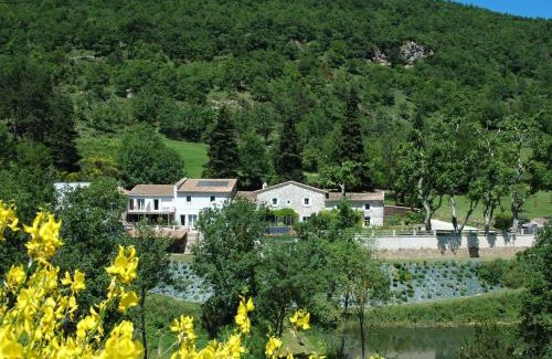 Belcastel-et-Buc Bed & Breakfast | Les Jardins de Soulane B&B - Adults only